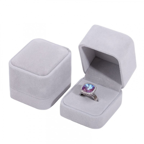 Бархатный футляр для ювелирных украшений_4 502195 41.30 ₽