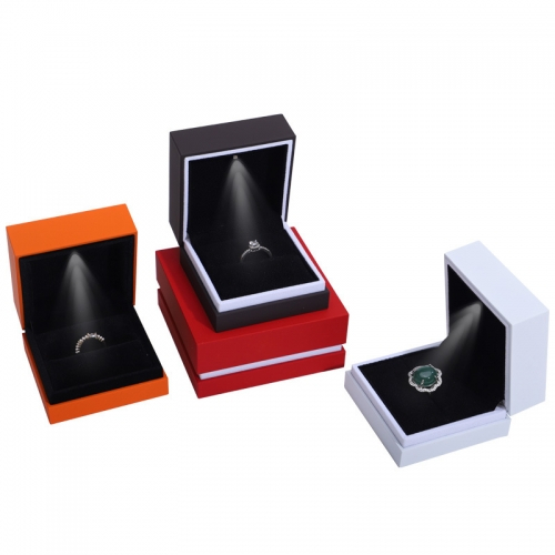 Подарочный футляр для украшений (возможно с вашим логотипом)_4 503662 261.20 ₽