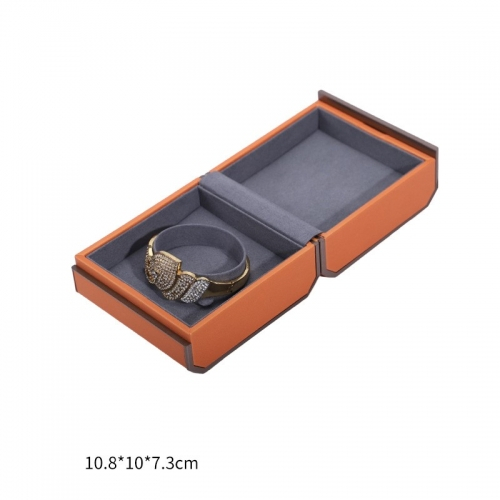 Подарочный футляр для украшений (возможно с вашим логотипом)_7 503612 496.73 ₽