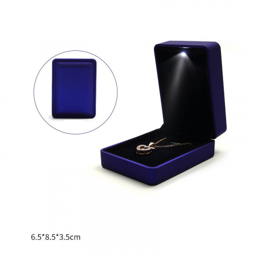 Футляр с подсветкой для украшений_6 503180 125.58 ₽