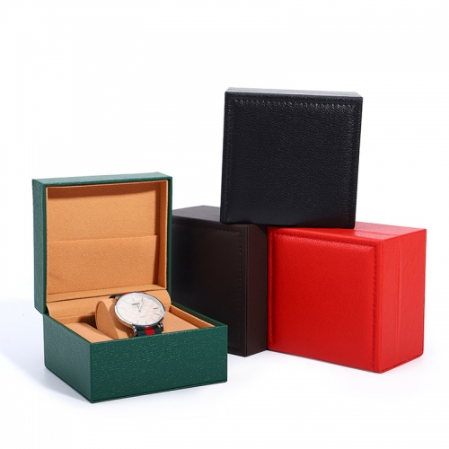 Футляр для часов из искусственной кожи, 11*5*11*7,5 см_2 500455 209.30 ₽