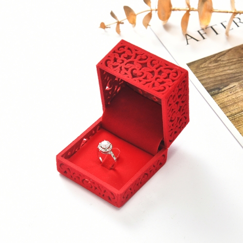 Красный ажурный футляр для ювелирных украшений_0 499779 0.00 ₽