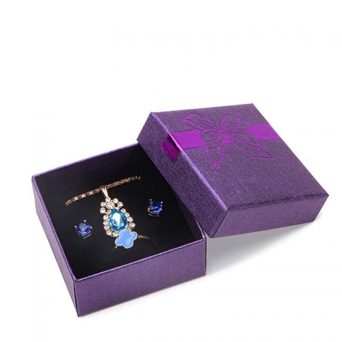Подарочная коробка для украшений (возможно с вашим логотипом)_6 503694 18.90 ₽