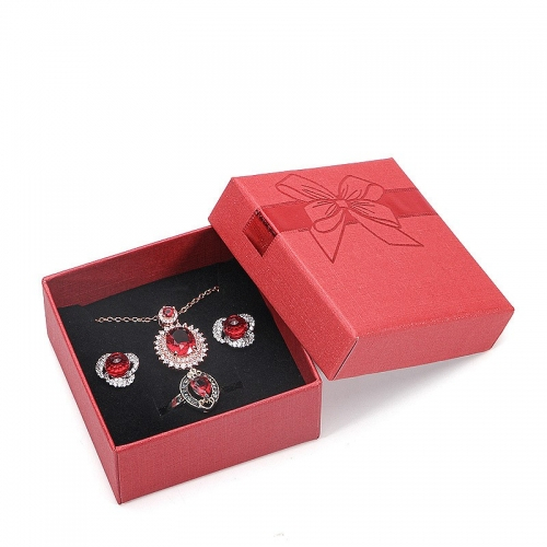 Подарочная коробка для украшений (возможно с вашим логотипом)_7 503694 18.90 ₽