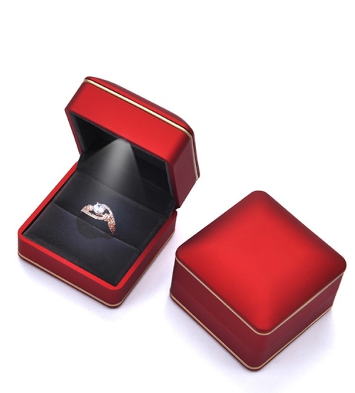 Футляр с подсветкой для колец и подвесок_4 499729 0.00 ₽