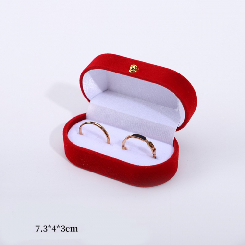 Подарочная коробка для двух колец, 7,3*4*3 см_6 502836 92.09 ₽