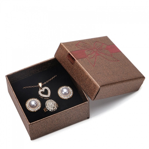 Подарочная коробка для украшений (возможно с вашим логотипом)_10 503694 18.90 ₽