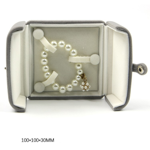 Серый бархатный футляр для ювелирных изделий_7 502827 181.39 ₽