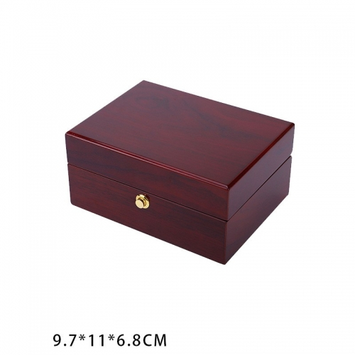 Футляр для часов из дерева, 9,7*11*6,8 см_5 500596 1 255.78 ₽