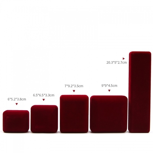 Футляр для ювелирных украшений с подсветкой_4 500144 209.30 ₽