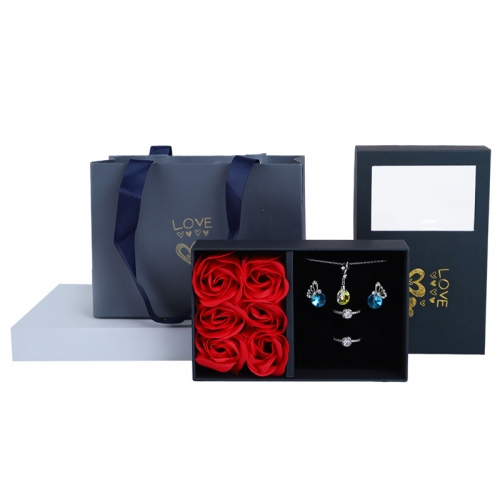 Изысканный футляр Love для ювелирных украшений, 15*9,5*4,5 см_4 500113 146.79 ₽