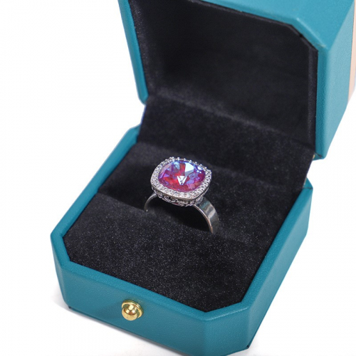 Футляр из искусственной кожи для ювелирных украшений_6 502516 207.50 ₽