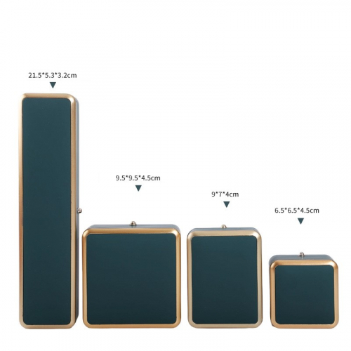 Футляр с подсветкой для ювелирных изделий_8 503123 249.00 ₽