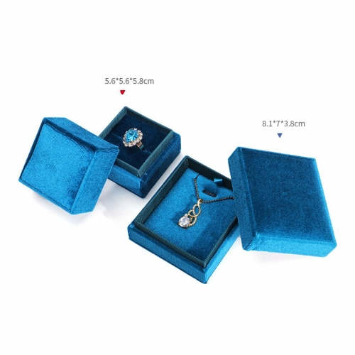 Подарочный футляр для украшений (возможно с вашим логотипом)_7 503605 133.95 ₽