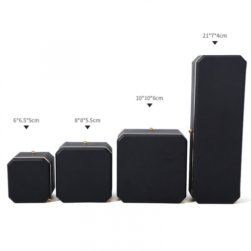 Футляр из искусственной кожи для ювелирных украшений_8 502516 207.50 ₽
