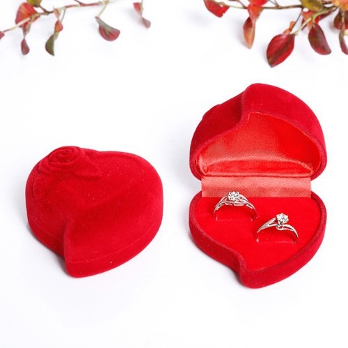 Футляр "Сердце" для двух колец, 6*6*4 см_2 499468 0.00 ₽